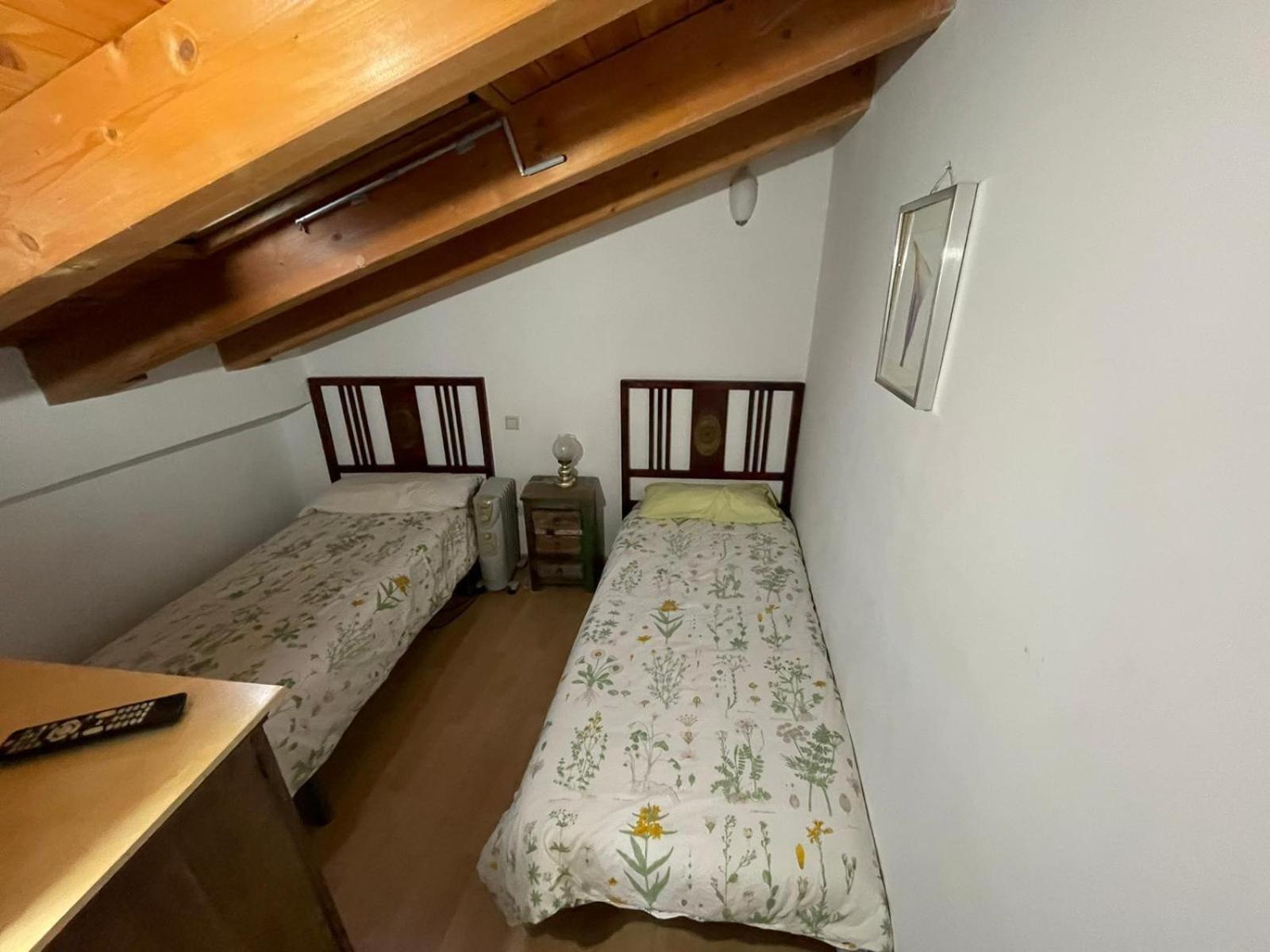 La Abadia Apartamentos Tolva Pokoj fotografie